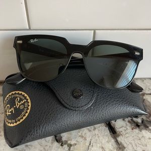 Ray-Ban Black Cat eye sunglasses